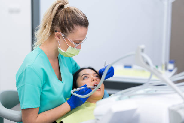 Best Emergency Tooth Extraction in Bridge City, TX